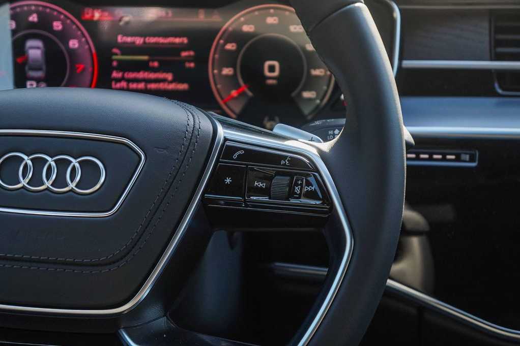 Thumbnail: 2026 Audi A8 - 17