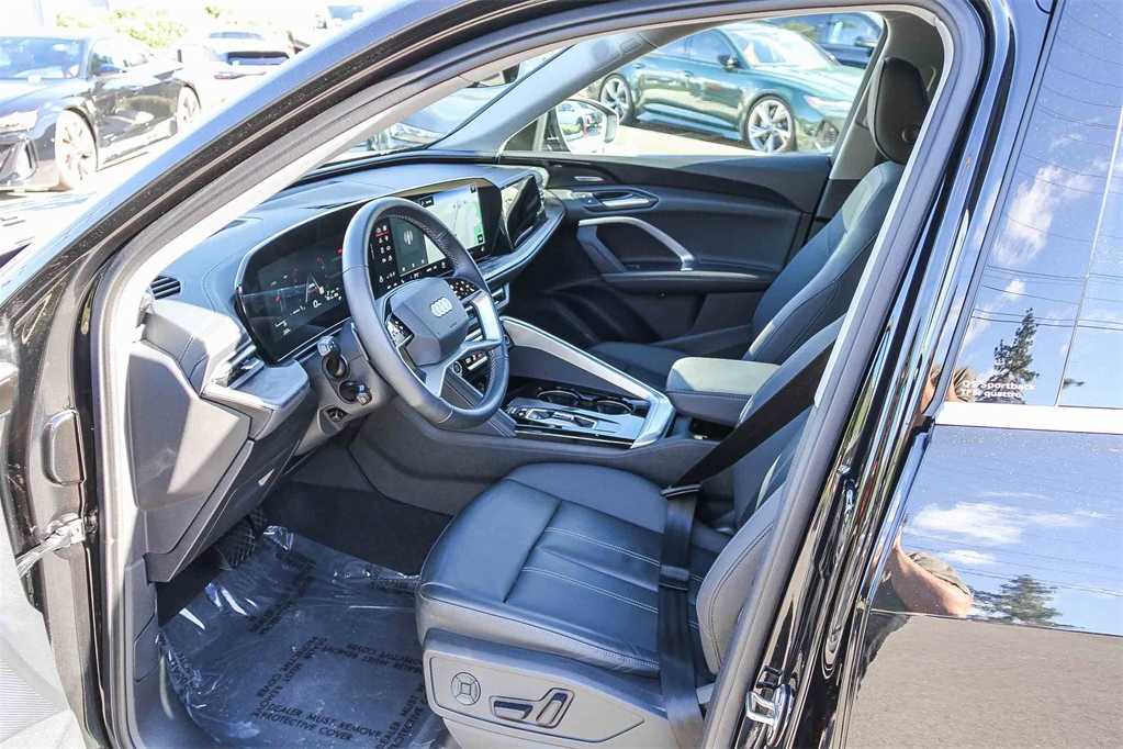 Thumbnail: 2025 Audi Q5 - 19