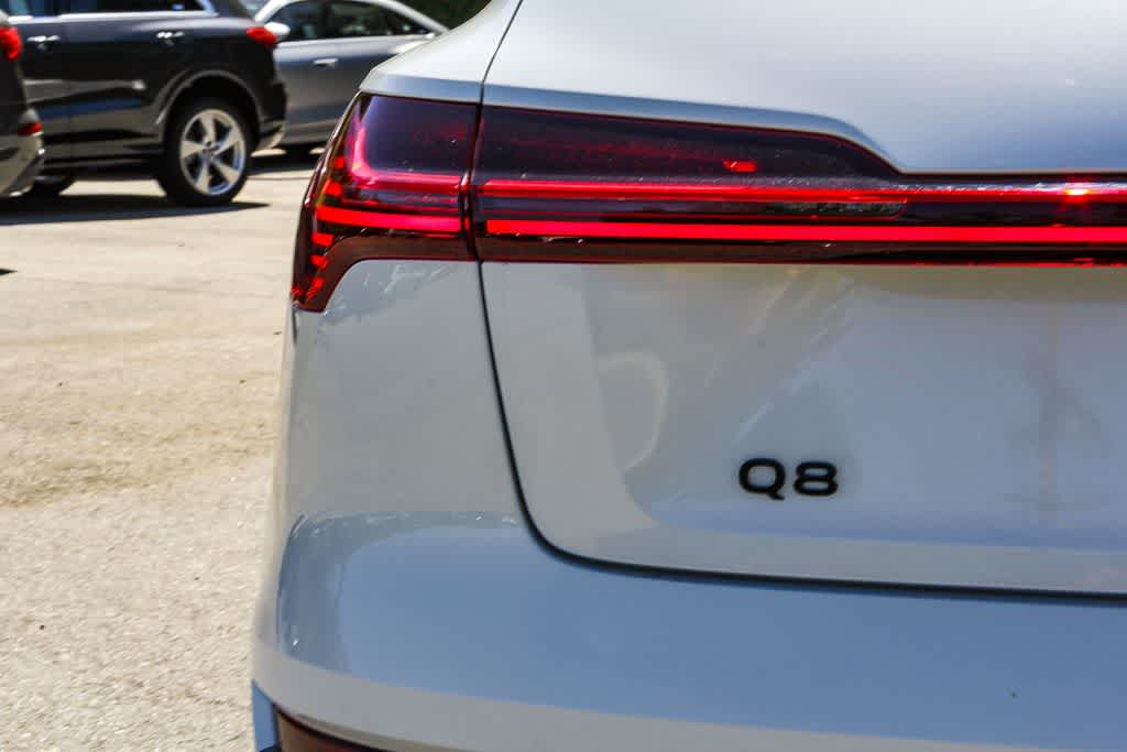 Thumbnail: 2024 Audi Q8 e-tron - 11