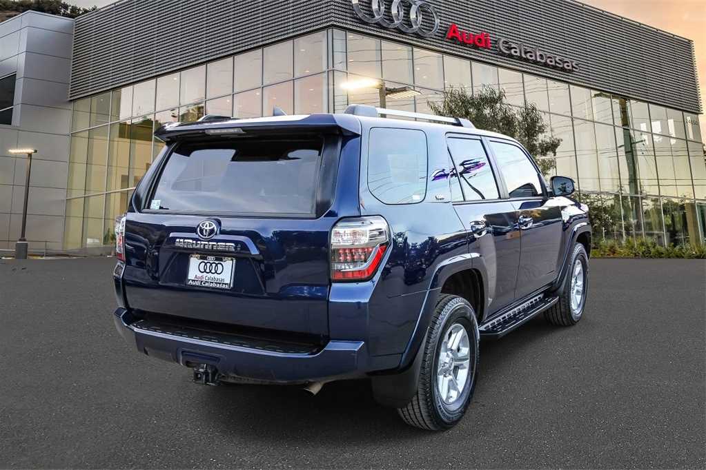 Thumbnail: 2021 Toyota 4Runner - 4