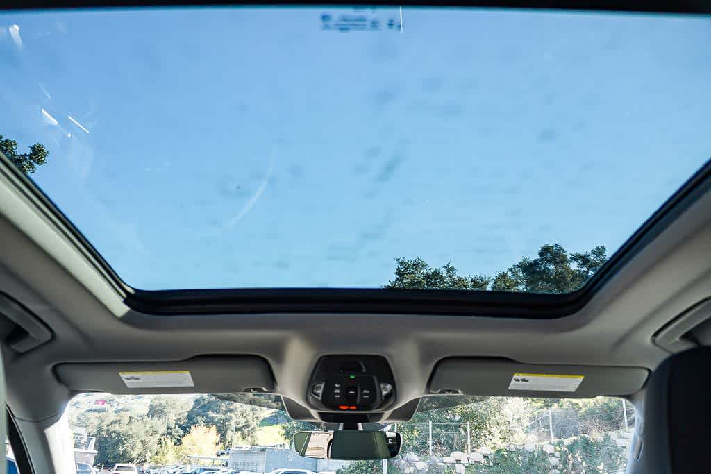 Thumbnail: 2025 Audi Q5 - 18