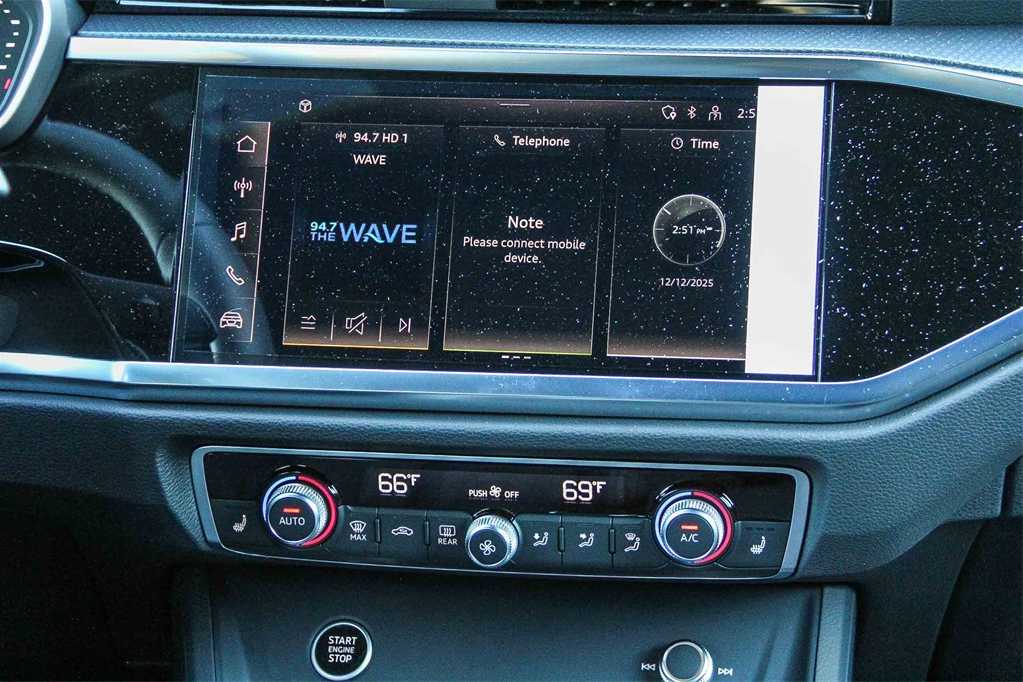 Thumbnail: 2025 Audi Q3 - 15