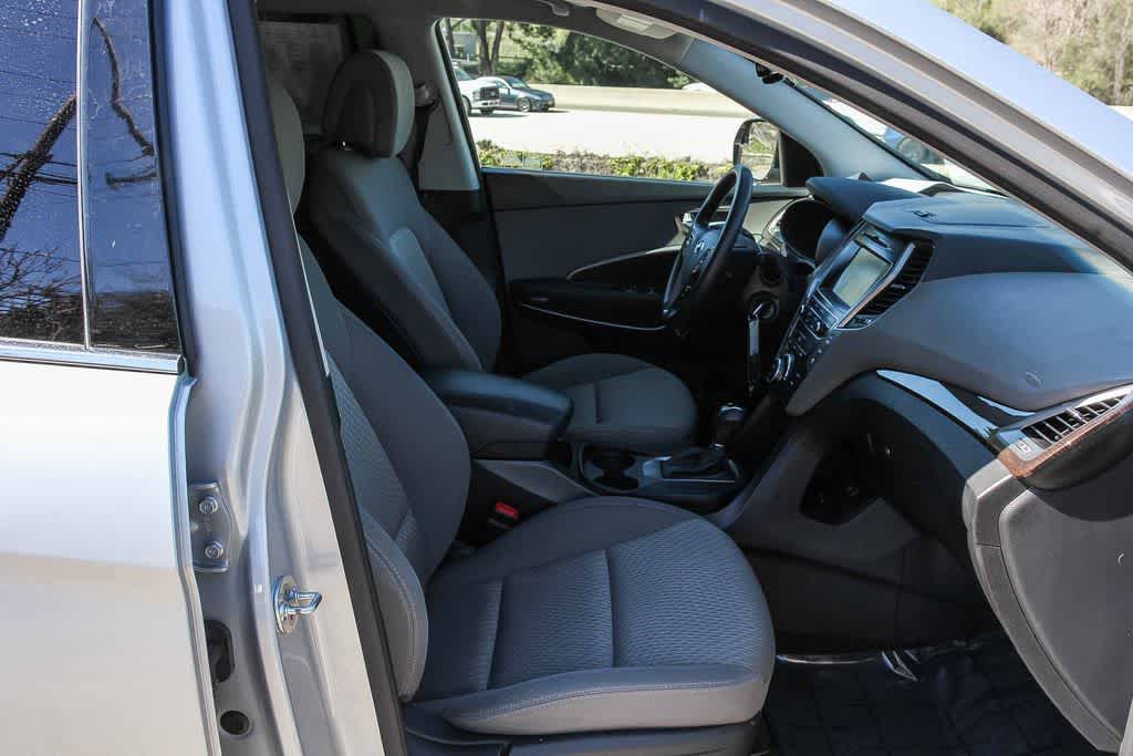 Thumbnail: 2017 Hyundai Santa Fe - 15