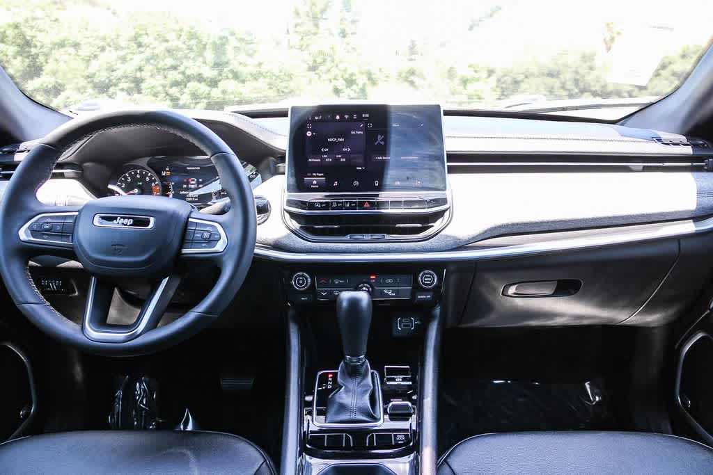 Thumbnail: 2024 Jeep Compass - 13