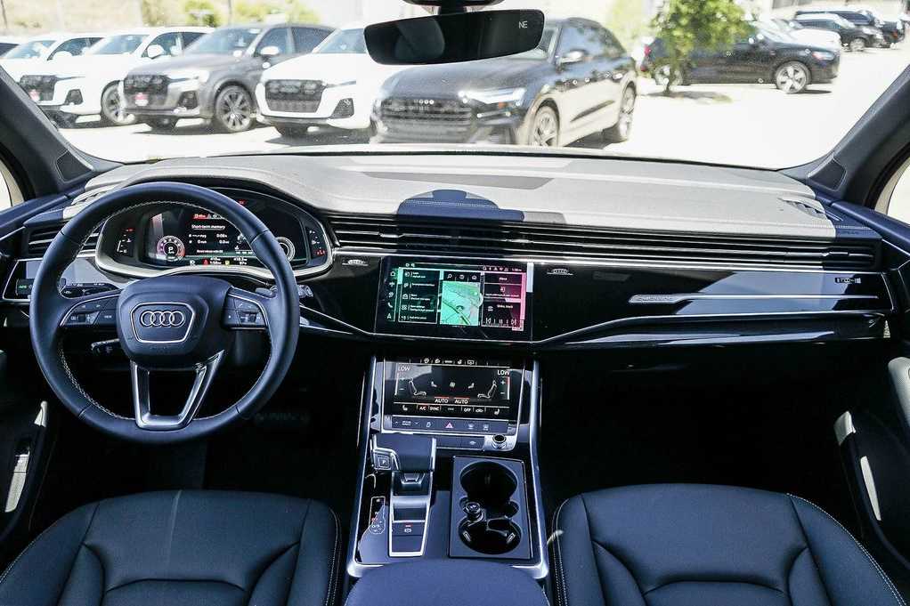 Thumbnail: 2026 Audi Q7 - 13