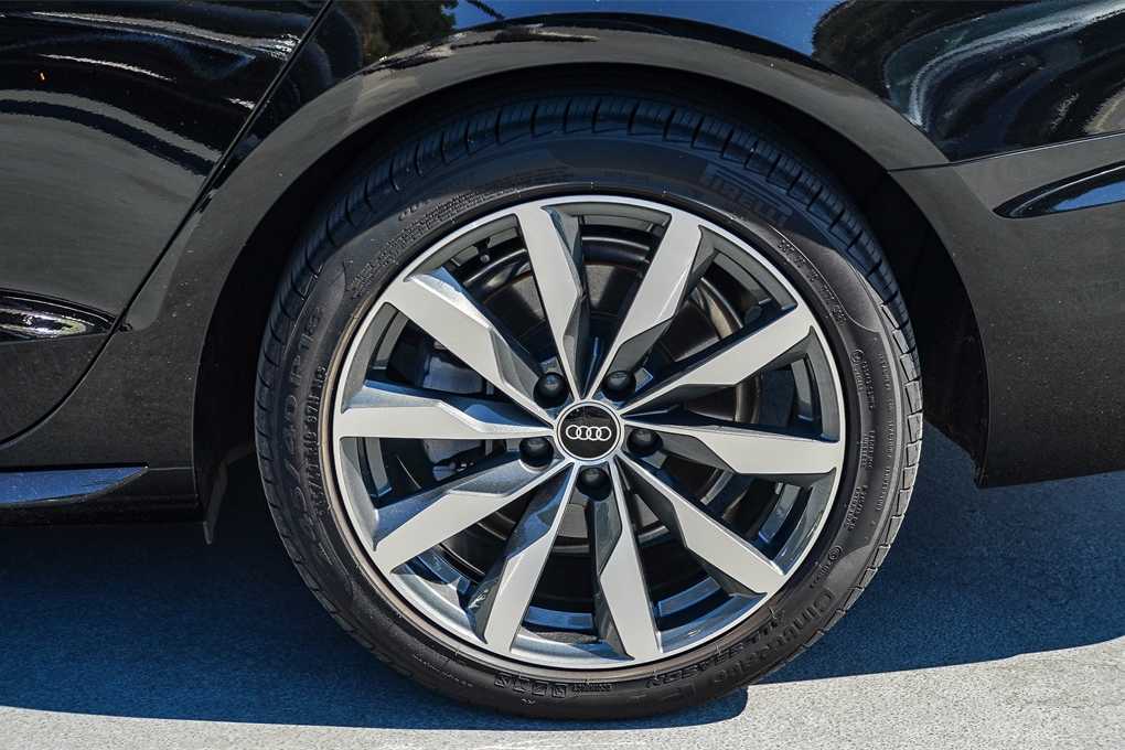 Thumbnail: 2022 Audi A4 - 11
