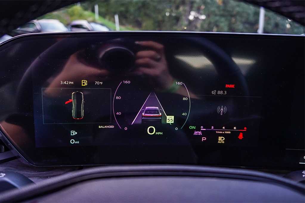 Thumbnail: 2025 Audi Q5 - 26