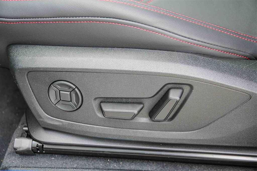 Thumbnail: 2025 Audi Q3 - 21