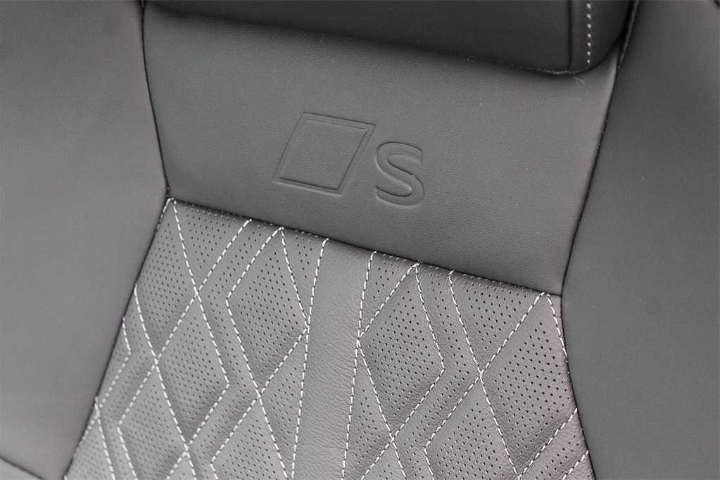 Thumbnail: 2025 Audi SQ5 - 28