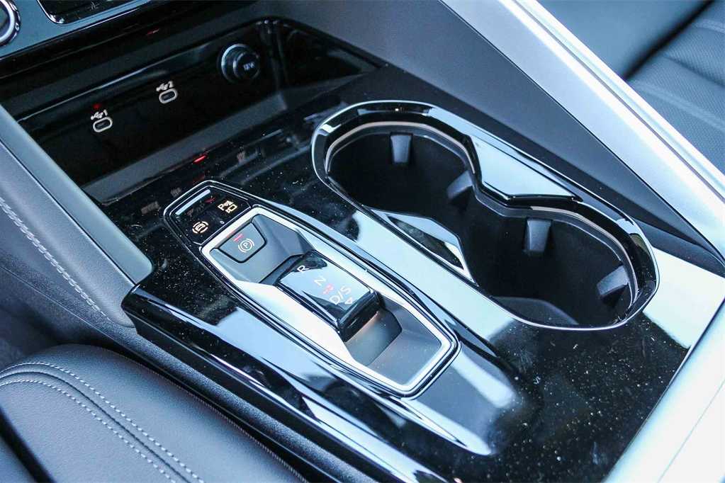 Thumbnail: 2025 Audi Q5 - 20