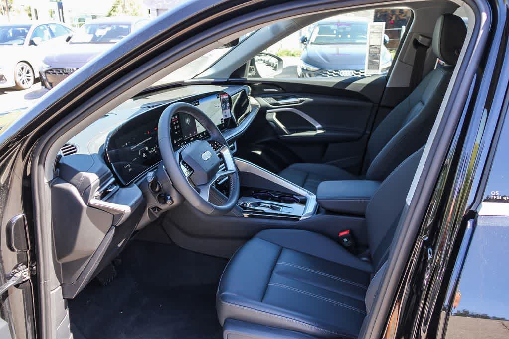 Thumbnail: 2025 Audi Q5 - 19