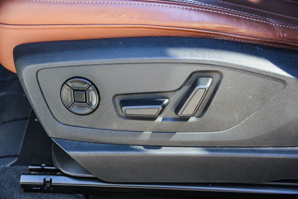 Thumbnail: 2024 Audi Q8 e-tron - 19