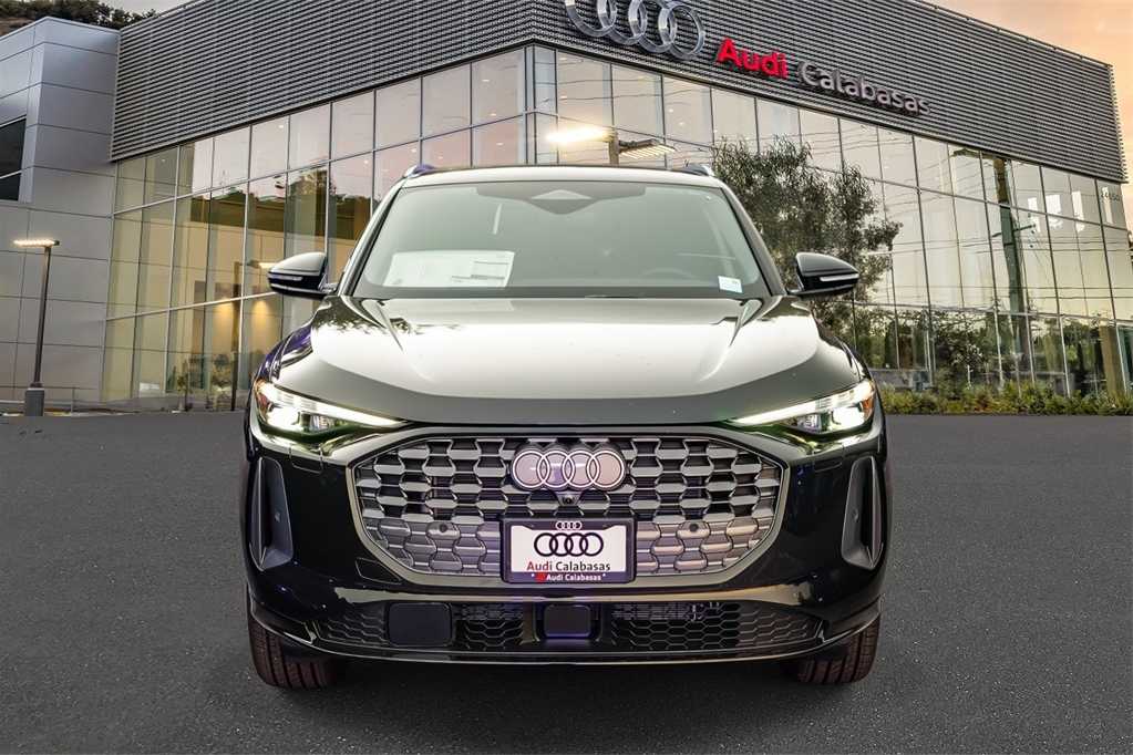 Thumbnail: 2025 Audi Q5 - 6