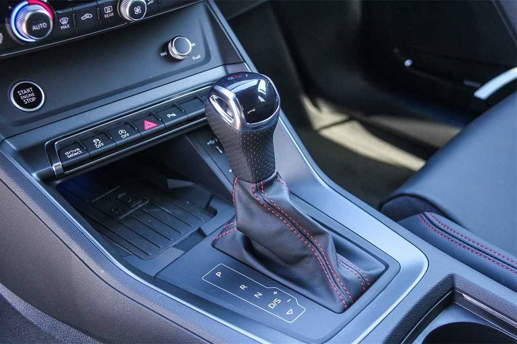 Thumbnail: 2025 Audi Q3 - 20