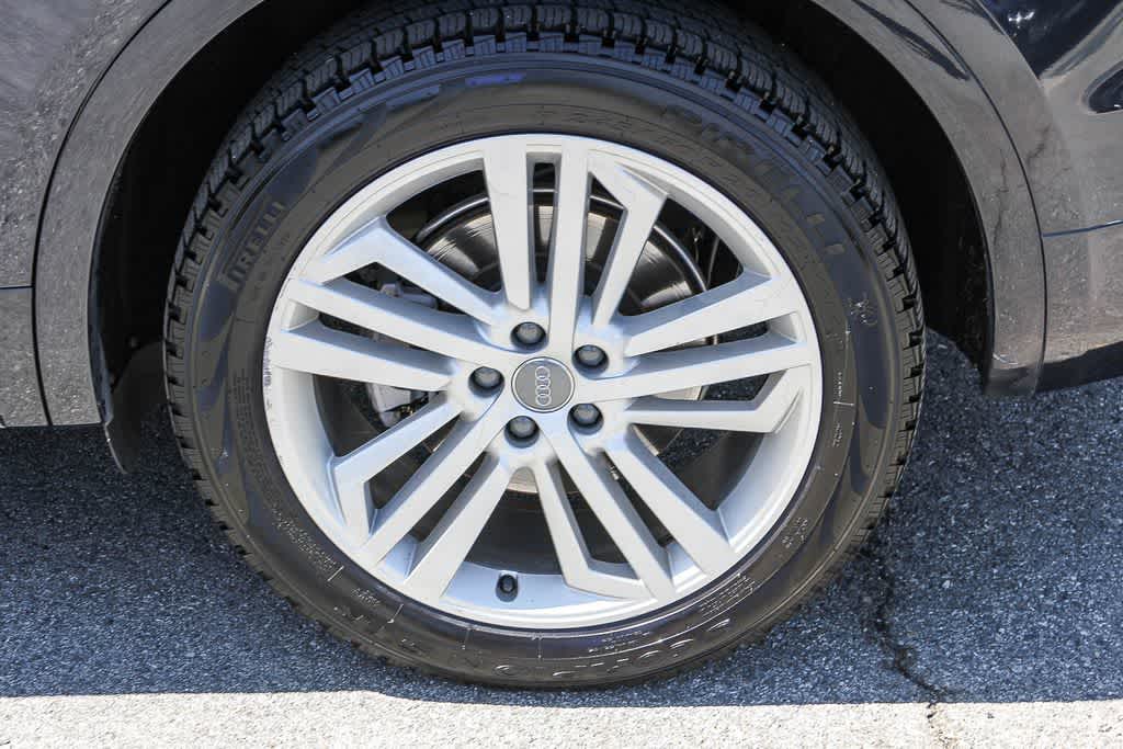 Thumbnail: 2019 Audi Q5 - 10