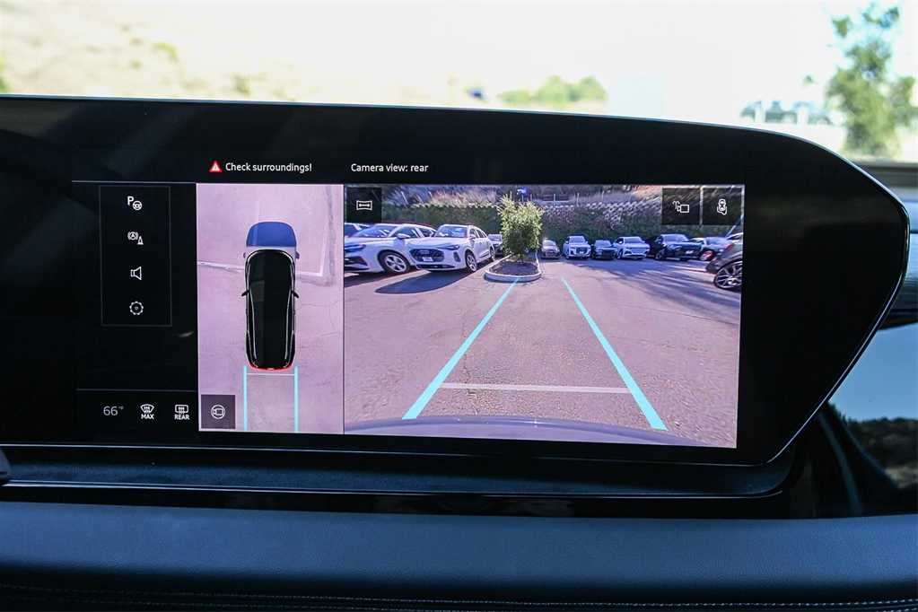 Thumbnail: 2025 Audi Q6 e-tron - 22