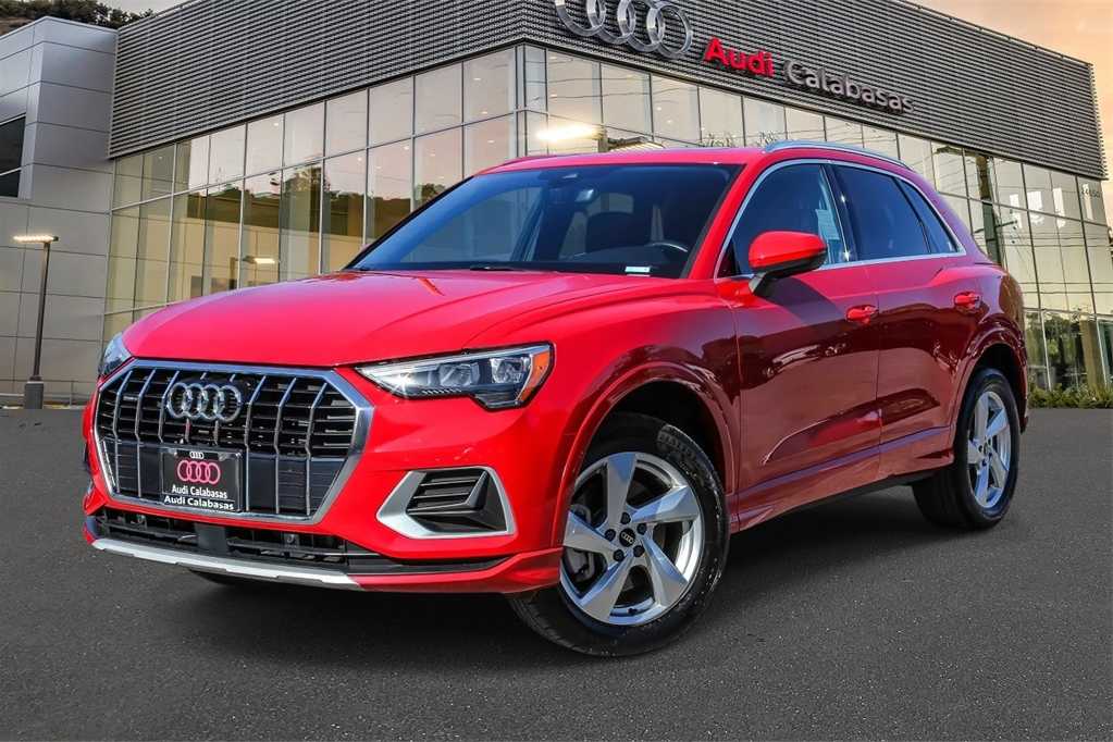 Thumbnail: 2022 Audi Q3 - 1