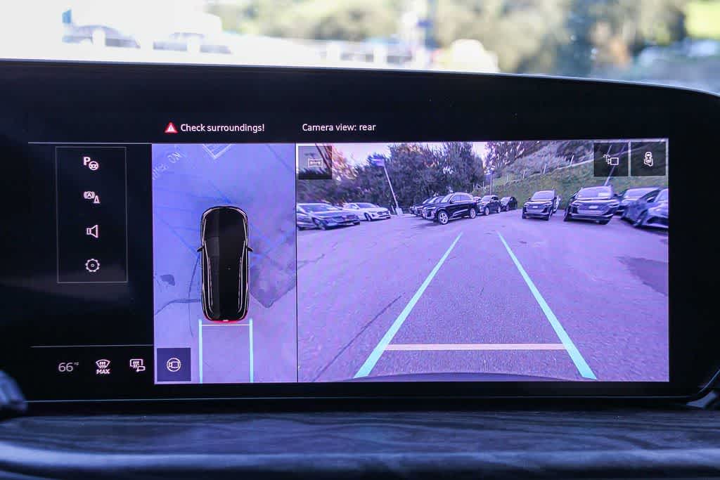 Thumbnail: 2025 Audi Q5 - 23