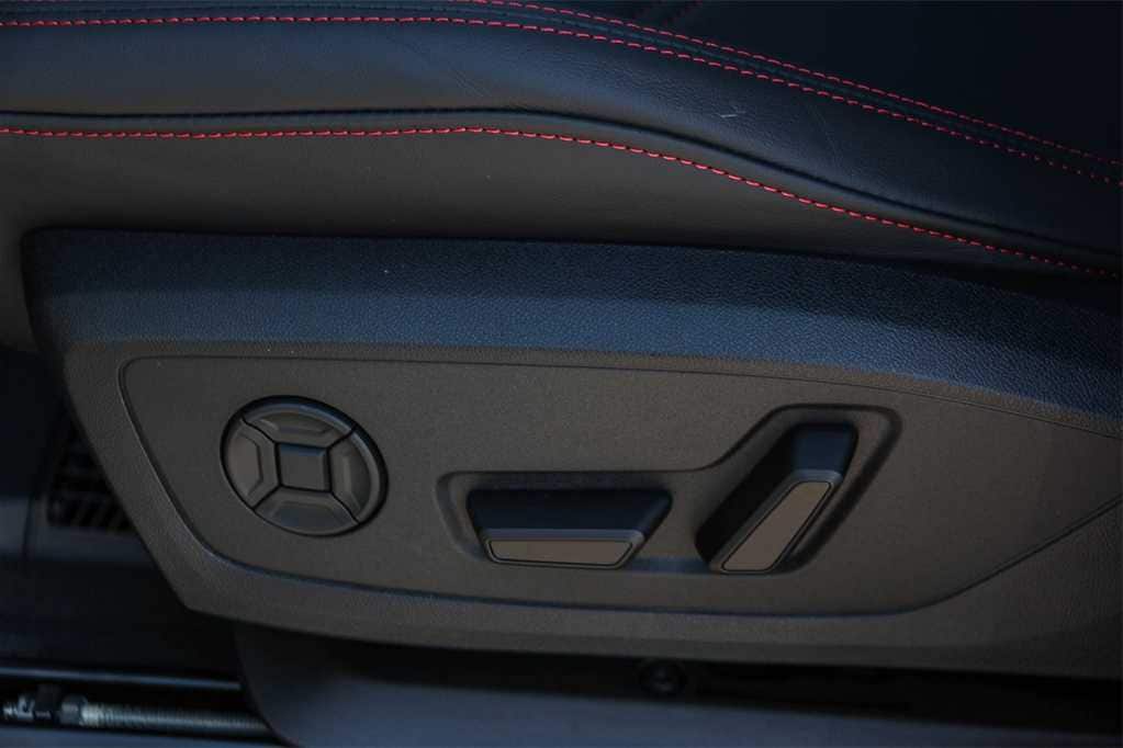 Thumbnail: 2025 Audi Q3 - 21