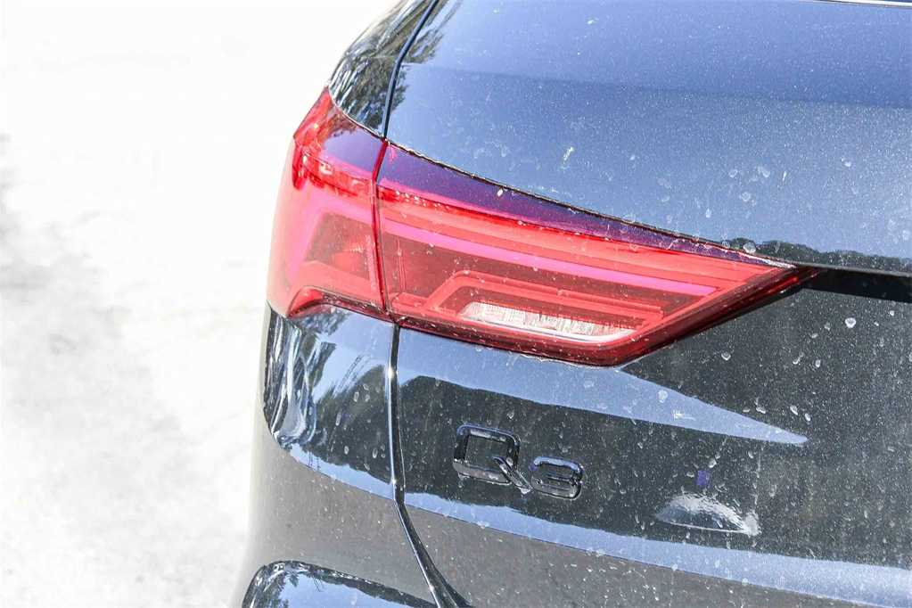 Thumbnail: 2025 Audi Q3 - 11