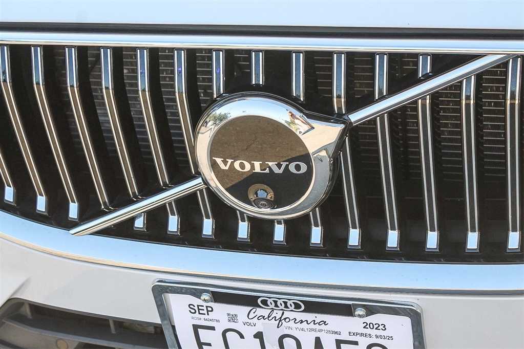Thumbnail: 2023 Volvo XC60 - 9