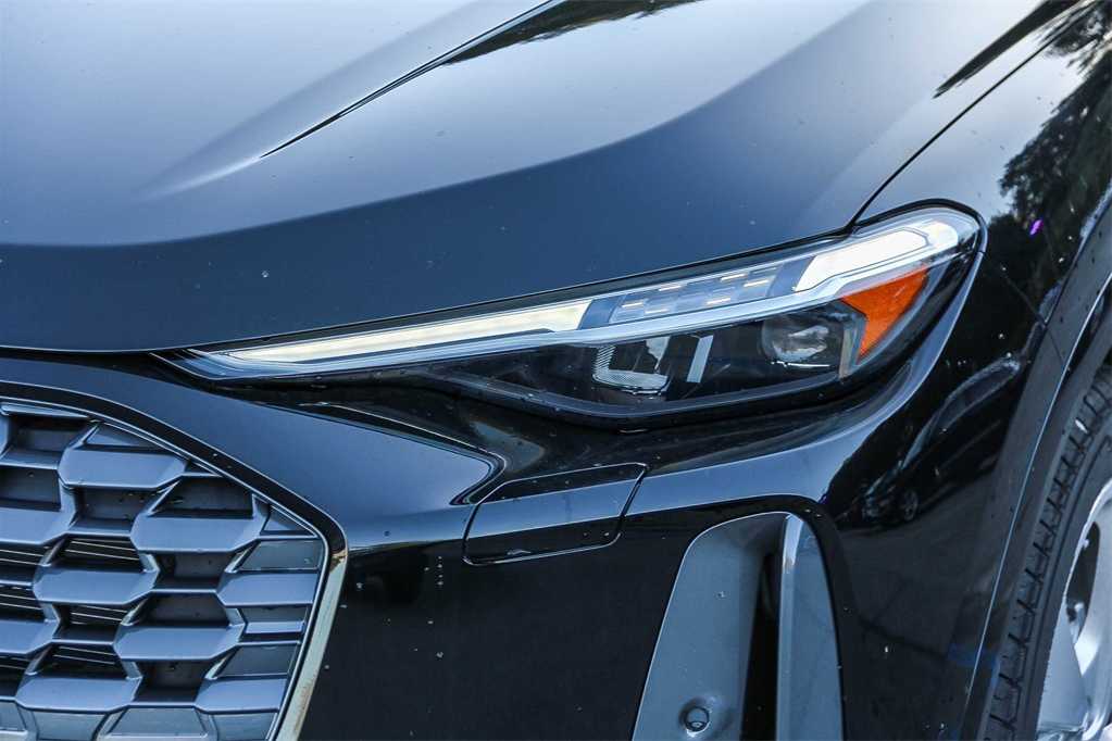 Thumbnail: 2025 Audi Q5 - 7