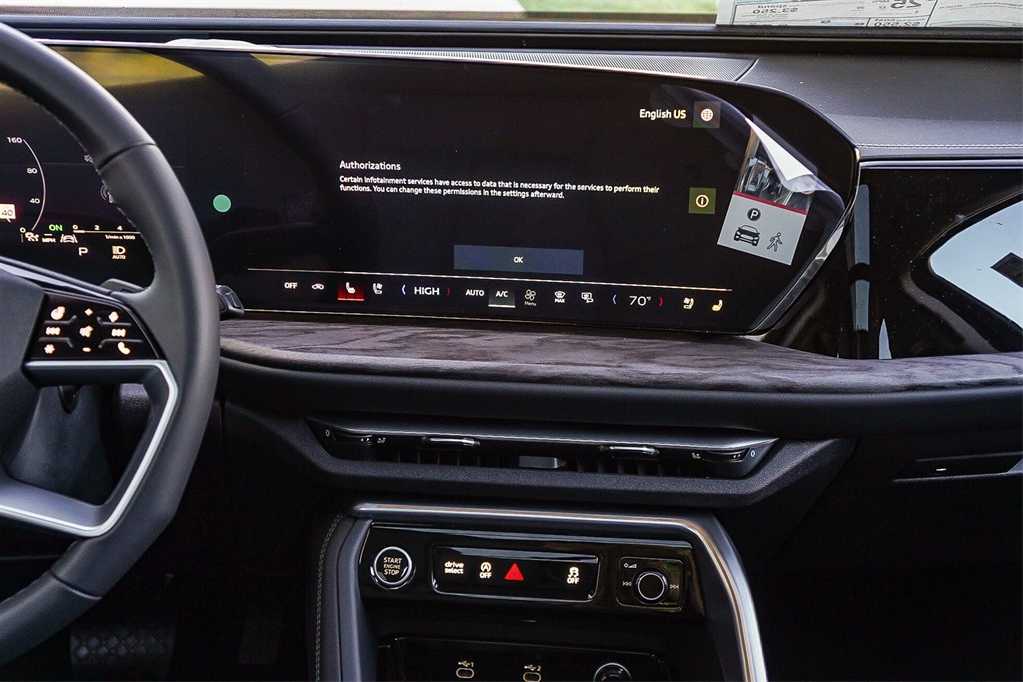 Thumbnail: 2025 Audi Q5 - 13