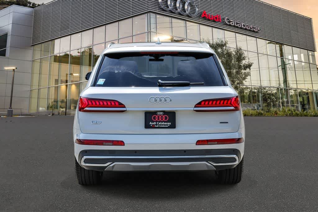 Thumbnail: 2023 Audi Q7 - 3