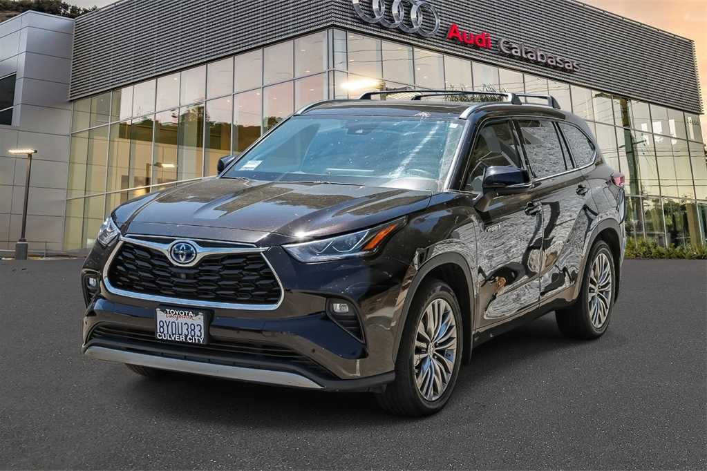 2021 Toyota Highlander Platinum -
                  Calabasas, CA