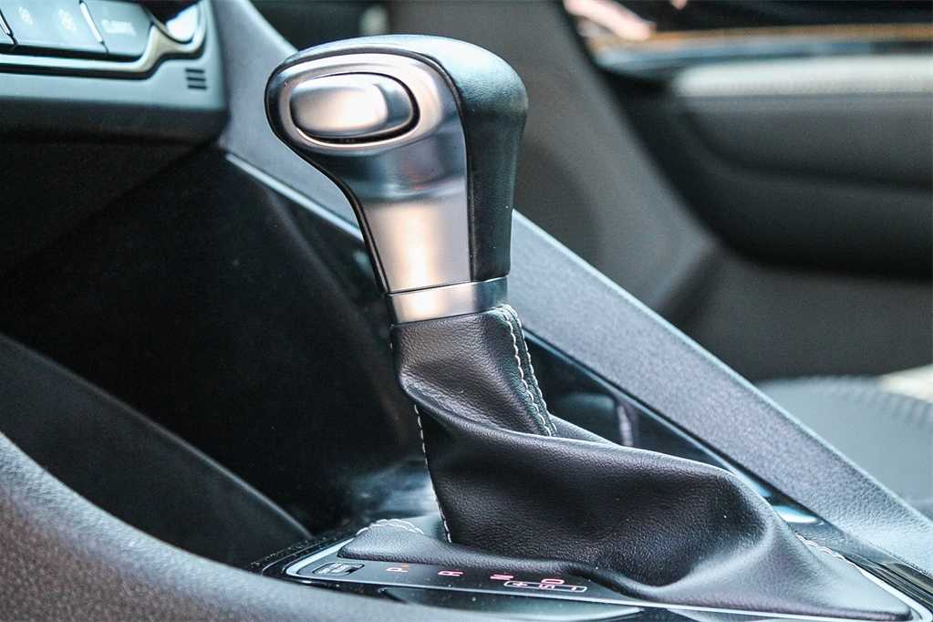 Thumbnail: 2022 Kia Niro - 24