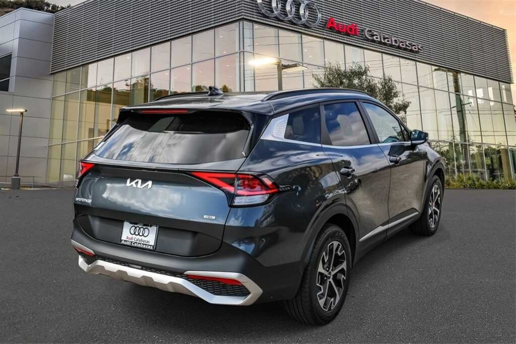 Used 2023 Kia Sportage Hybrid EX SUV