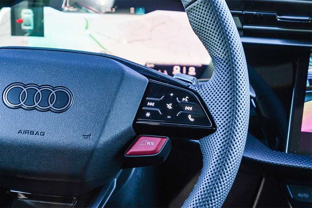 Thumbnail: 2026 Audi RS 3 - 17