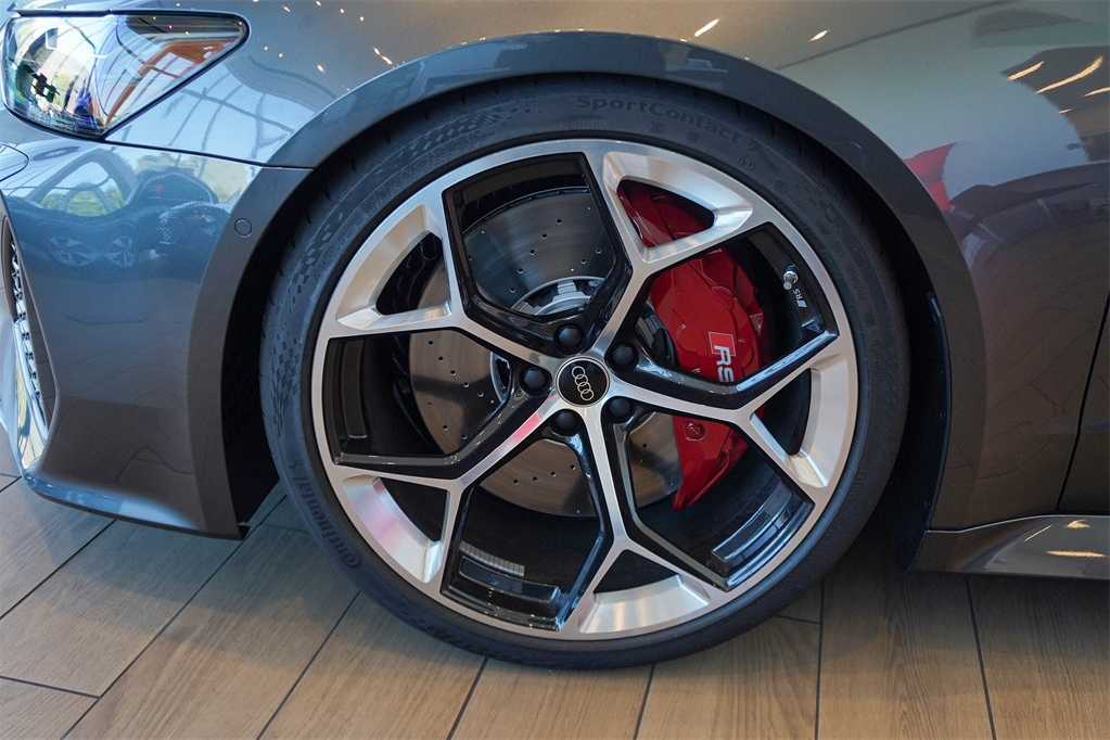 Thumbnail: 2026 Audi RS 7 - 9