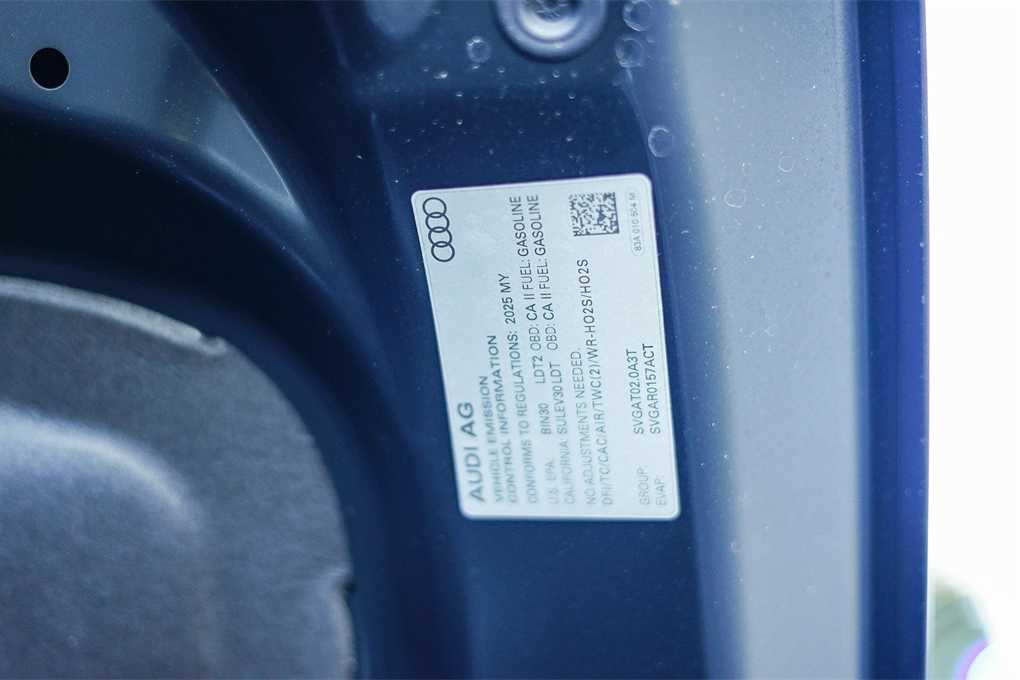 Thumbnail: 2025 Audi Q3 - 27