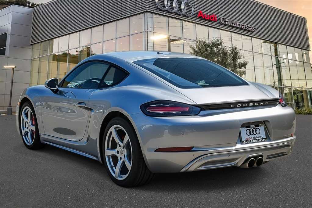 Thumbnail: 2022 Porsche 718 Cayman - 6