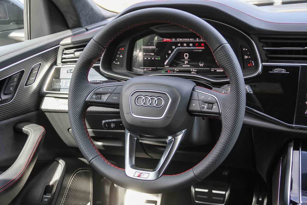 Thumbnail: 2026 Audi SQ8 - 16