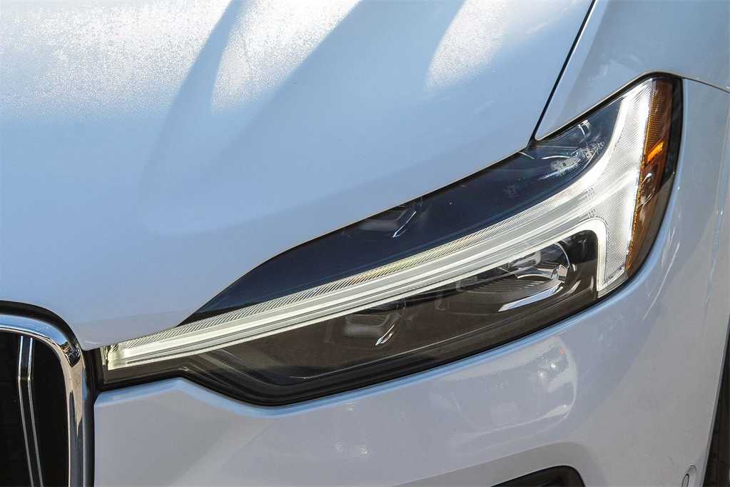 Thumbnail: 2023 Volvo XC60 - 8