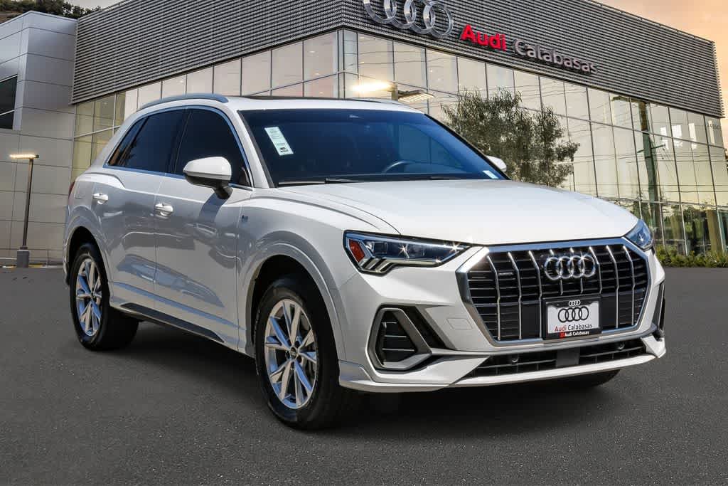 Thumbnail: 2023 Audi Q3 - 5