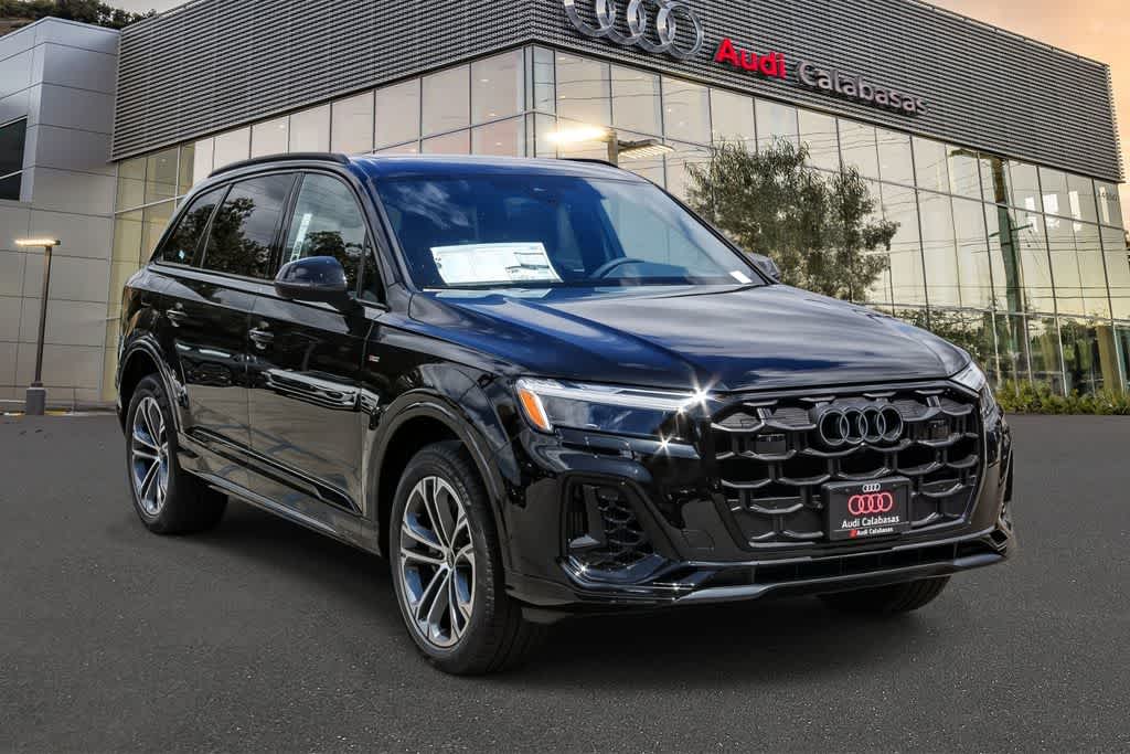 Thumbnail: 2026 Audi Q7 - 5