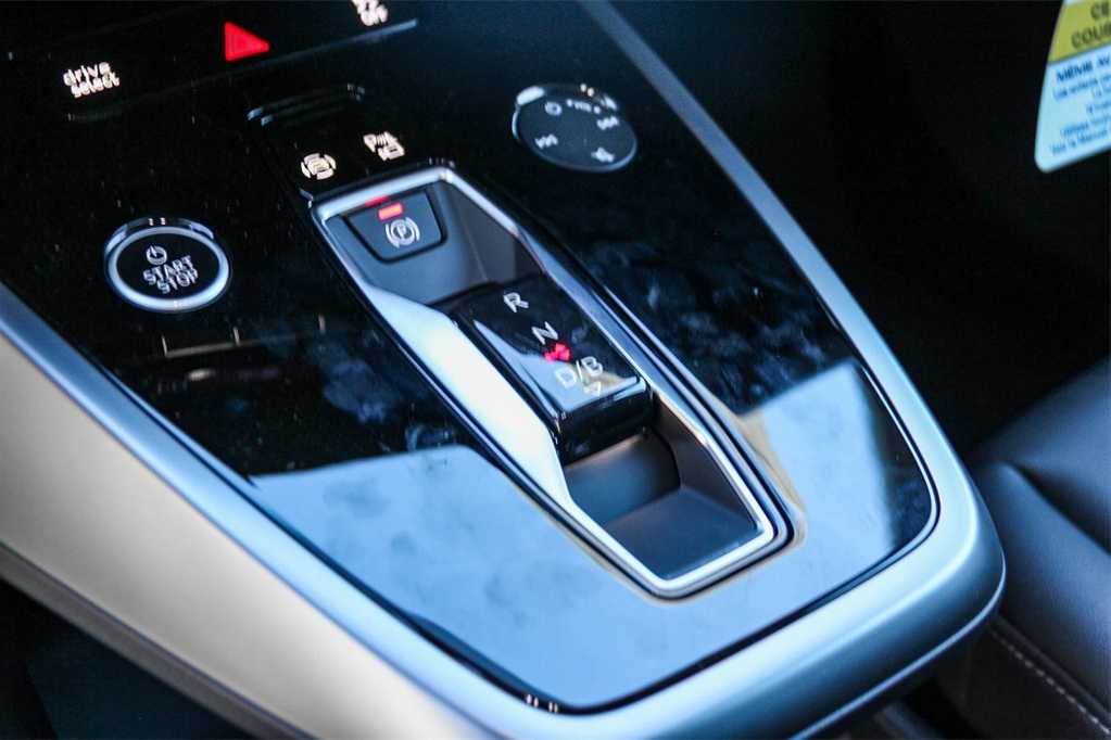 Thumbnail: 2026 Audi Q4 e-tron - 20