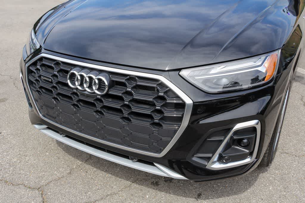 Thumbnail: 2025 Audi Q5 - 8
