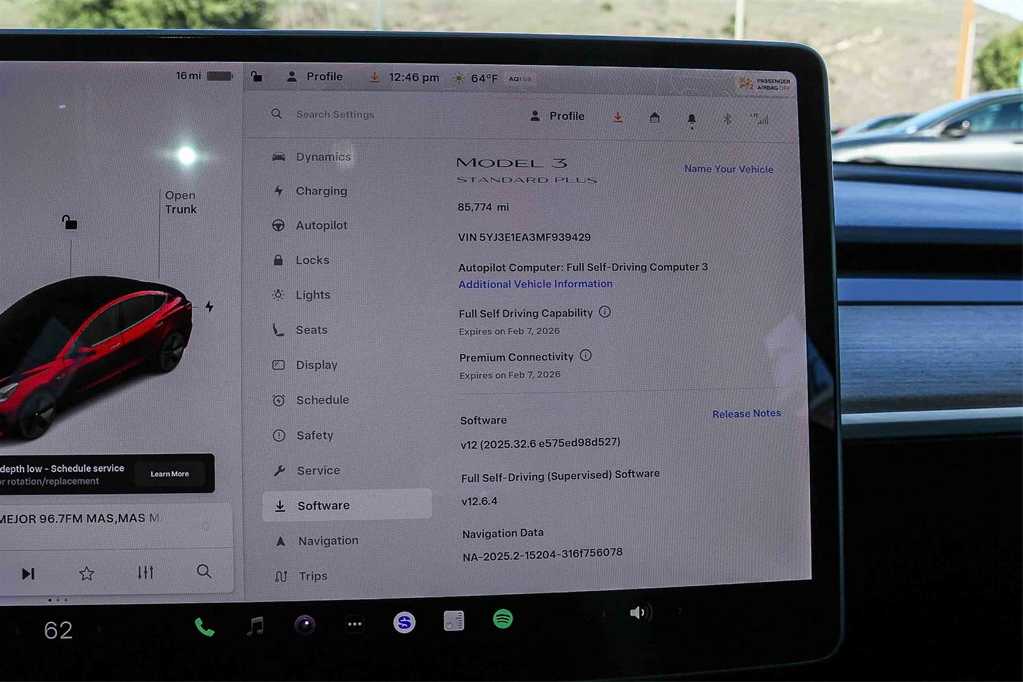 Thumbnail: 2021 Tesla Model 3 - 24