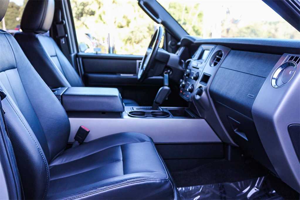 Thumbnail: 2015 Ford Expedition - 19