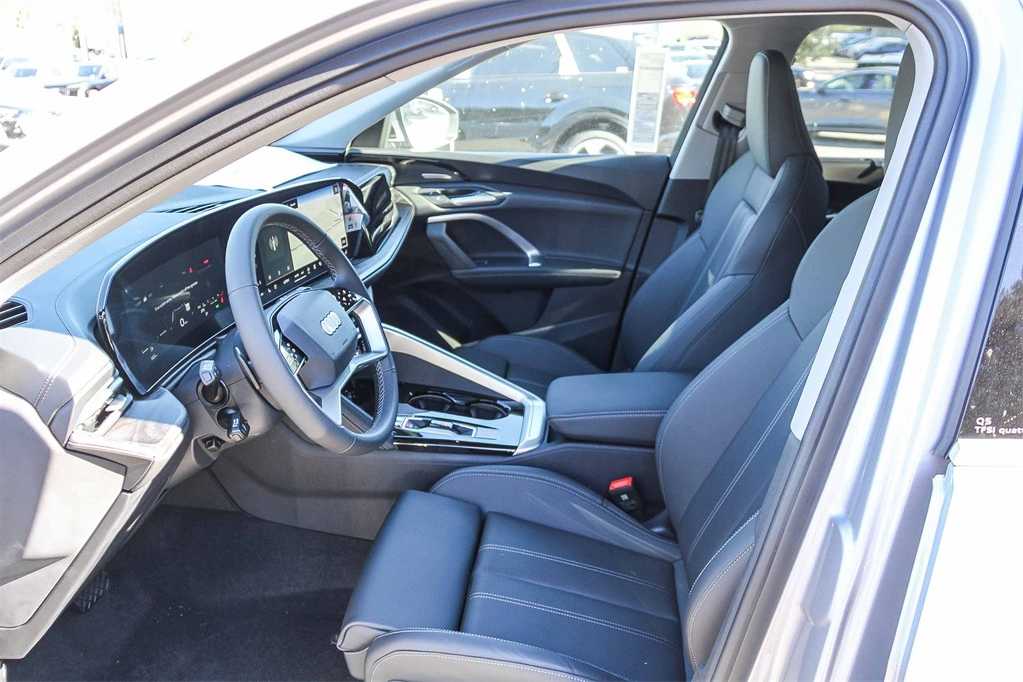 Thumbnail: 2025 Audi Q5 - 19