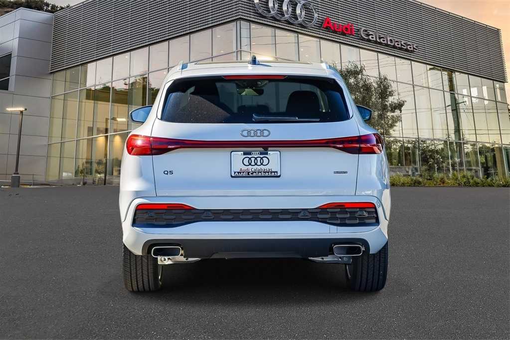 Thumbnail: 2025 Audi Q5 - 5