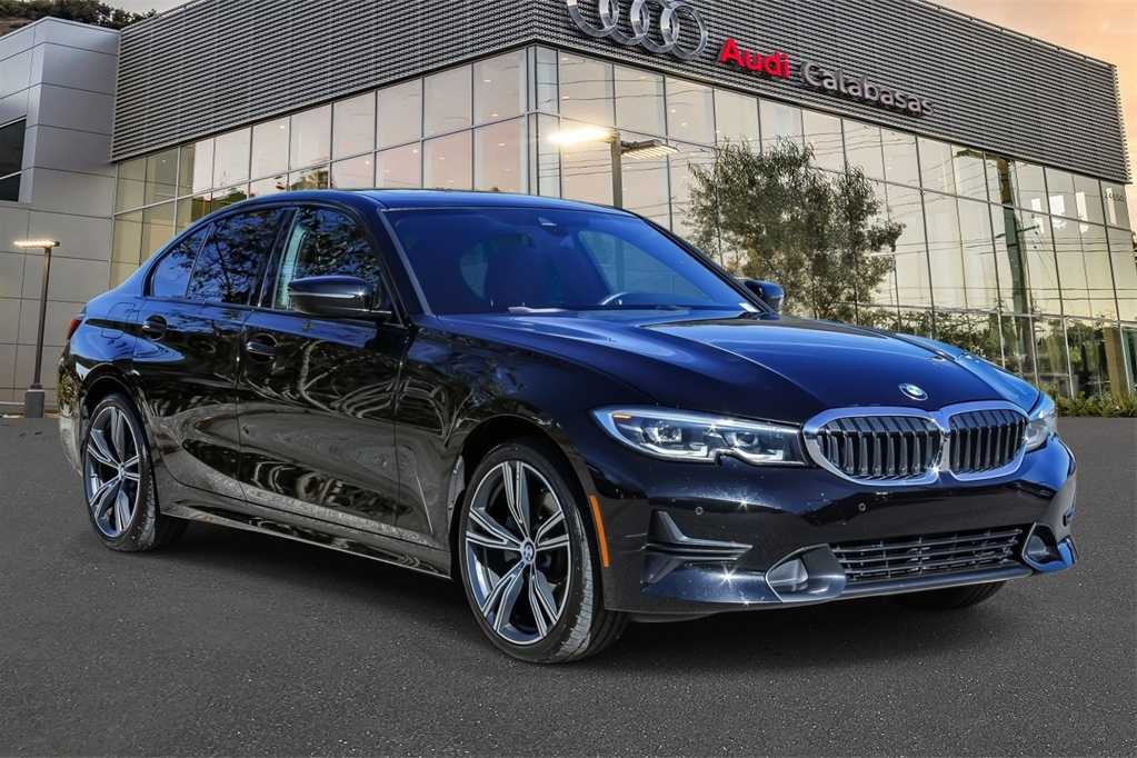 Thumbnail: 2022 BMW 3 Series - 5