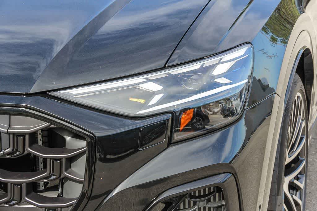 Thumbnail: 2026 Audi SQ8 - 7