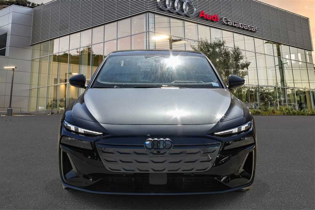 Thumbnail: 2025 Audi e-tron S - 6