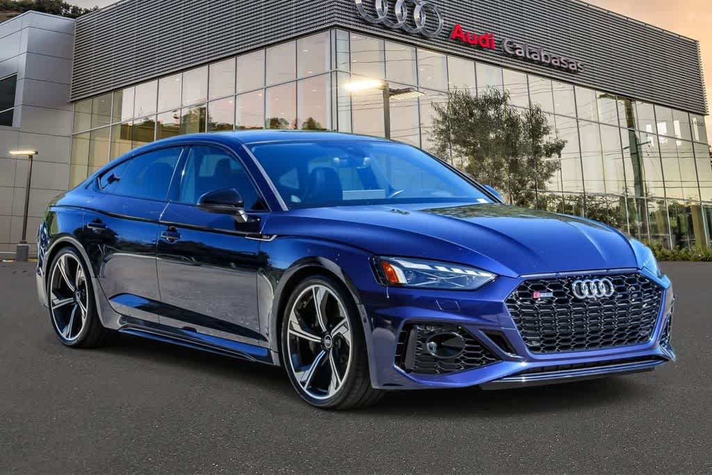 Thumbnail: 2022 Audi RS 5 - 5