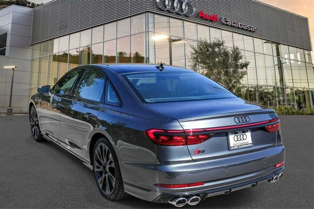 New 2025 Audi S8 4.0T Sedan
